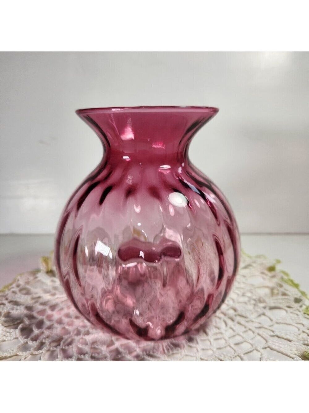 Pilgrim Cranberry Glass Vase Vintage USA 5.5 in Optic Mould Round Gorgeo…